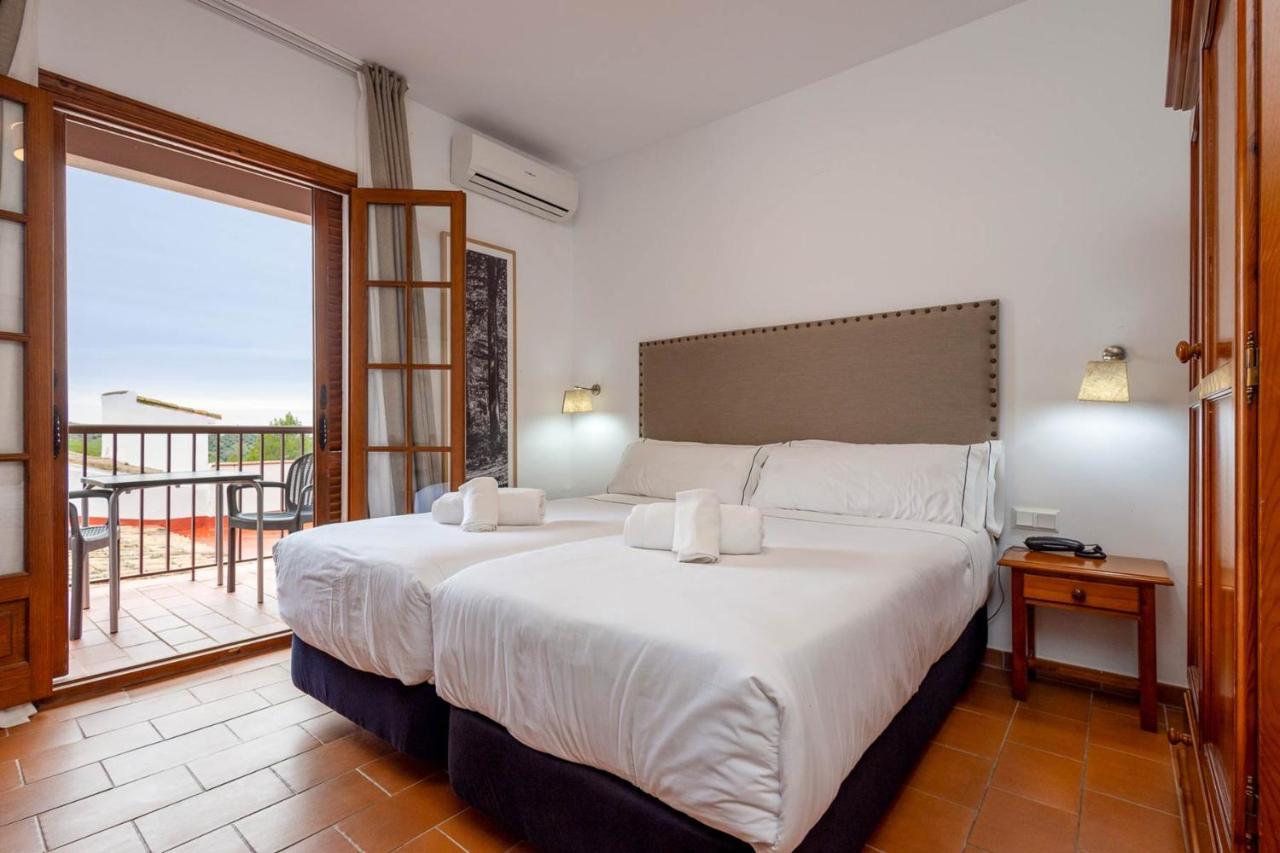 Hotel Tugasa Villa De Algar Алгар Екстериор снимка