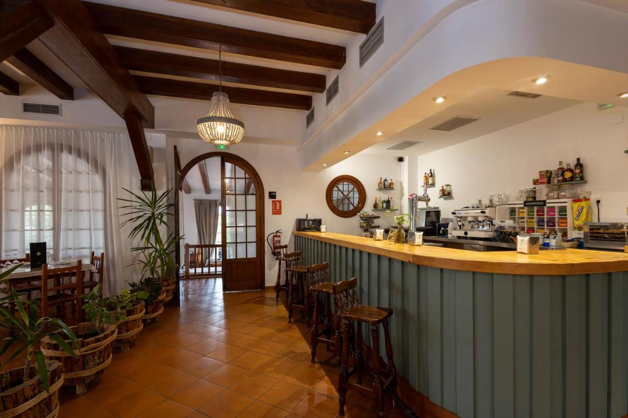 Hotel Tugasa Villa De Algar Алгар Екстериор снимка